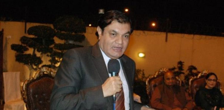 سیاستدان عوام کی خدمت کا دم بھرتے ہیں مگر ٹیکس نہیں دیتے، میاں زاہد حسین