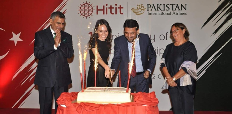 امریکا کے لئے براہ راست پروازیں جلد شروع کی جائیں گی، ایئر مارشل ارشد ملک