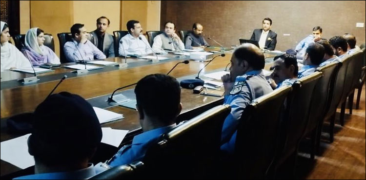 اسلام آباد کی یونیورسٹیاں کل معمول کے مطابق کھلی رہیں گی: ڈپٹی کمشنر