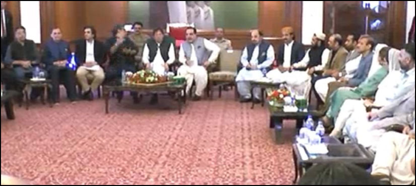 لاڑکانہ کے مسائل بھی حل کروں گا، وزیراعظم نے اندرون سندھ کے دورہ کا اعلان کردیا