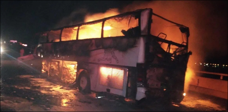 سعودی عرب میں خوفناک ٹریفک حادثہ، 35 افراد جاں بحق