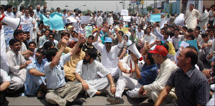 ایم ڈی سی ایکٹ : ینگ ڈاکٹرز نے آج سے احتجاج کا اعلان کردیا