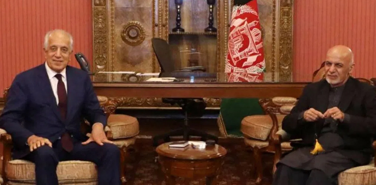 زلمے خلیل کی افغان صدر سے ملاقات، امریکا طالبان مذاکرات پر گفتگو