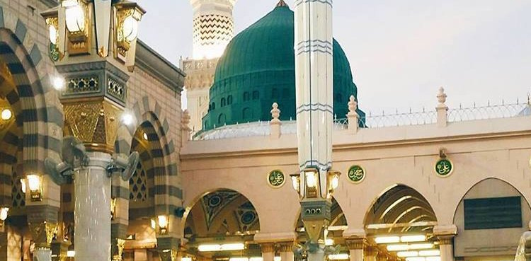 ابنِ بطوطہ: مسجدِ نبوی اور منبرِ رسولﷺ کی زیارت کا احوال
