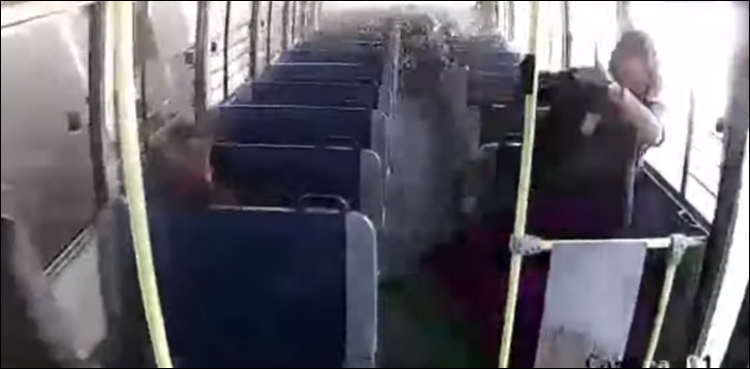 اسکول بس حادثہ