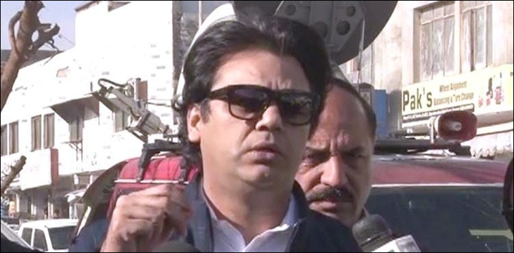 نوجوانوں کو قرضہ کی فراہمی انہیں خودمختار بنانے میں مدد دے گی، عثمان ڈار