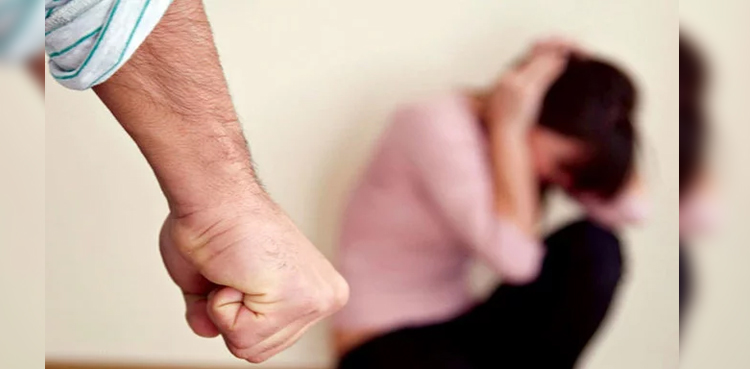 سعودی عرب میں پاکستانی خاتون پر تشدد کرنے والا شخص‌ گرفتار
