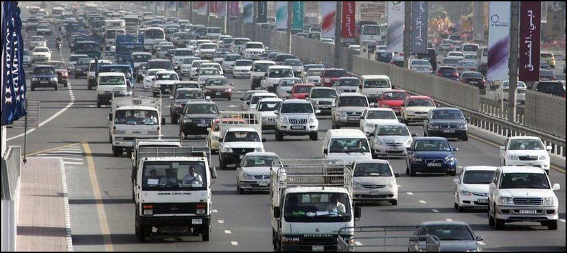گاڑی مالکان کیلئے خوشخبری : ابوظبی ٹریفک پولیس نے جرمانوں کی رقم آدھی کردی