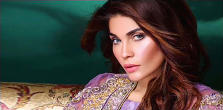 معروف ماڈل آمنہ بابر کے گھر بیٹی کی پیدائش