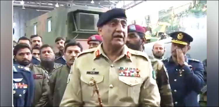آرمی چیف کا پاکستان ایروناٹیکل کمپلیکس کامرہ کا دورہ