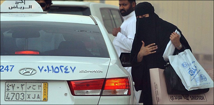 نمبر پلیٹ کے ساتھ دو نمبری آپ کو بھاری نقصان پہنچا سکتی ہے