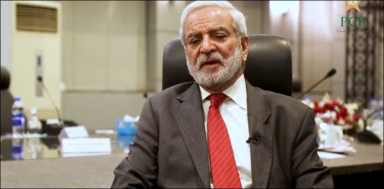 سری لنکن ٹیم پریکٹس کے لیے اسٹیڈیم پہنچ گئی، احسان مانی بنگلا دیشی ٹیم کے دورے کے لیے پرامید