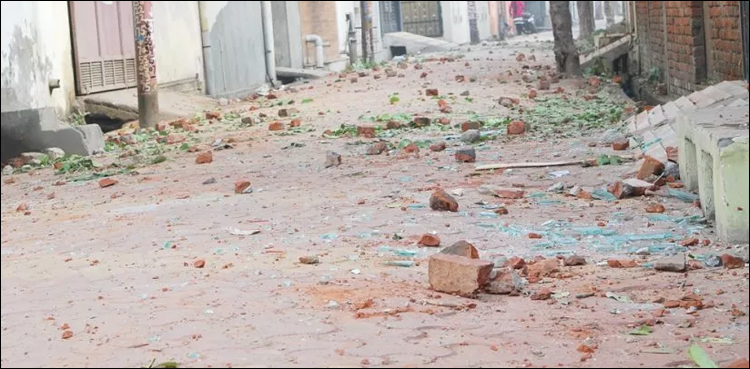 میرا کوئی ساتھی پکڑا گیا تو مسلمان ہو جاؤں گی: ہندو طالبہ کا احتجاجی اعلان
