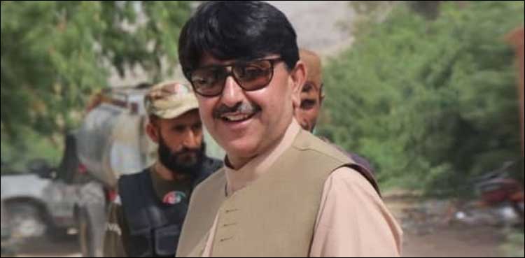 وزیر اعلیٰ بلوچستان نے نصیب اللہ مری سے صحت کا قلم دان واپس لے لیا