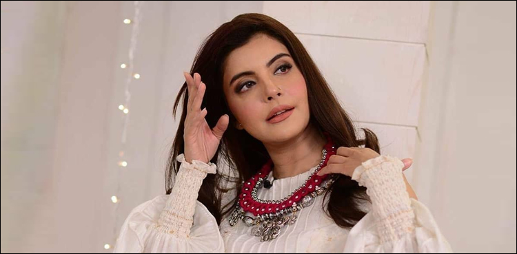 گھروالوں کیساتھ کسی بھی پراجیکٹ پر کام کرنا اچھا لگتا ہے، ندا یاسر