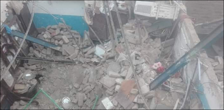 گھر کی چھت گرنے سے بدقسمت گھرانے کے 3 بچے جاں بحق