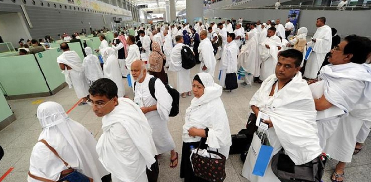 عمرہ زائرین کا حکومت پاکستان سے واپسی میں مدد کی اپیل