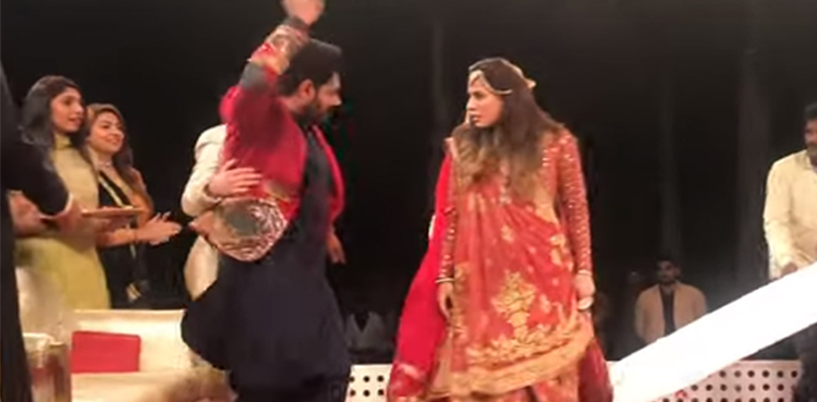 ابرار الحق کی ’چمکیلی‘ دھوم مچانے لگی