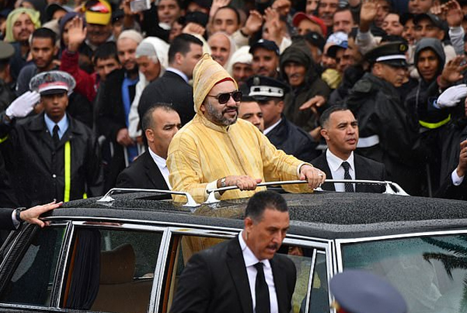 بادشاہ کی گھڑیاں چرانے کا الزام، خاتون کو 15 سال قید کی سزا