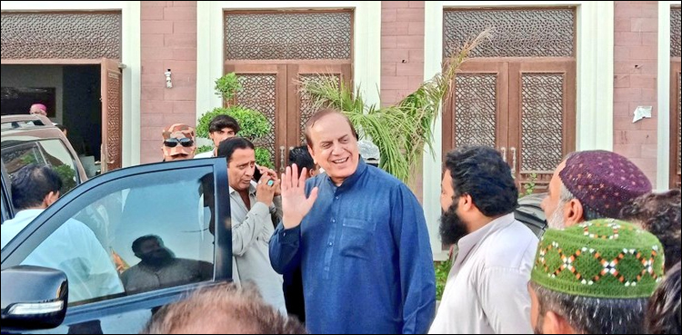 صوبائی وزیر امتیاز شیخ کے بنگلے سے لاش برآمد