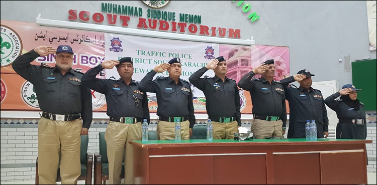 پاک سری لنکا میچ کے دوران بہترین کارکردگی، ٹریفک اہل کاروں کے لیے انعامات