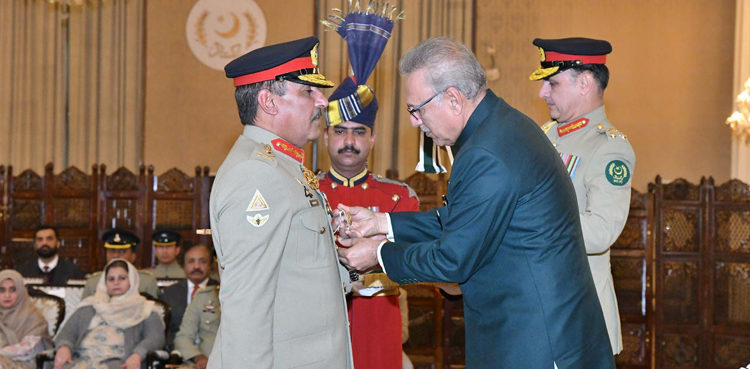 صدر پاکستان نے جنرل ندیم رضا کو نشان امتیاز ملٹری سے نوازا