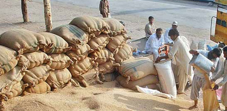 بحران: سرکاری گوداموں سے گندم کی بوریاں غائب، بیشتر بوریوں سے مٹی برآمد