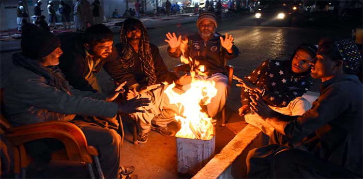 کراچی میں سردی بڑھنے کا امکان