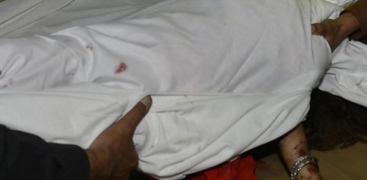 خاتون کا فون پر بات کرنا جرم بن گیا، رشتہ دار کے ہاتھوں قتل
