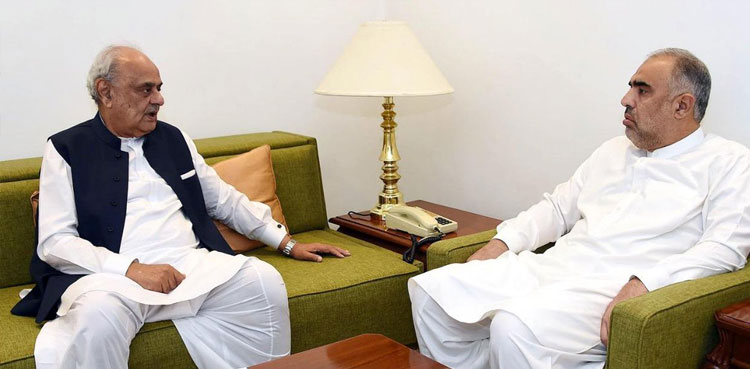 عزیز میمن کے قاتلوں کو کیفر کردار تک پہنچایا جائے،اسد قیصر
