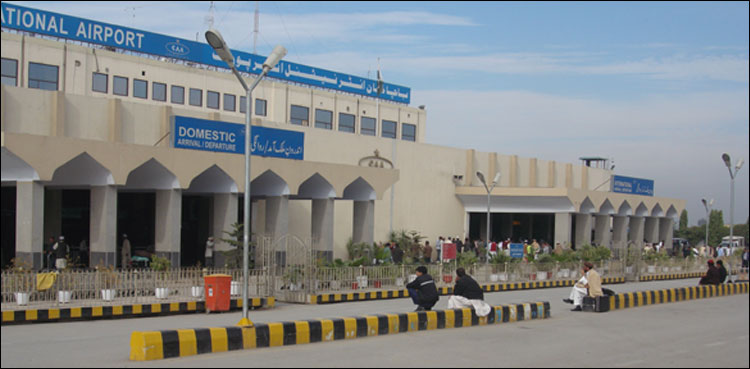 چین سے 2 پاکستانی شہری پشاور پہنچ گئے