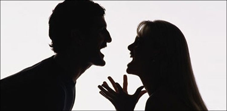95 سالہ خاتون نے 100 سالہ سابق شوہر سے جہیز واپس مانگ لیا