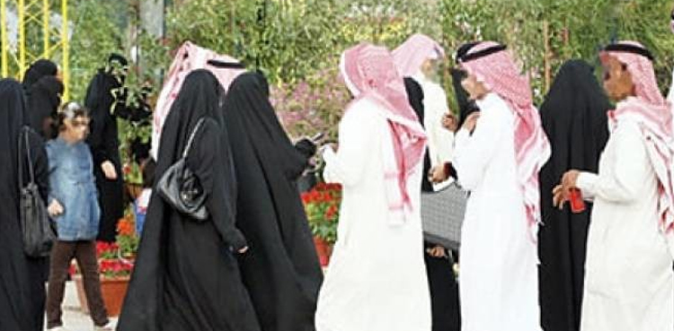 سعودی عرب میں لڑکیوں سے چھیڑ خانی نوجوانوں کو مہنگی پڑگئی