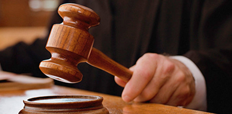 بیٹے کو بھیانک سزا دینے والے والدین کو عمرقید