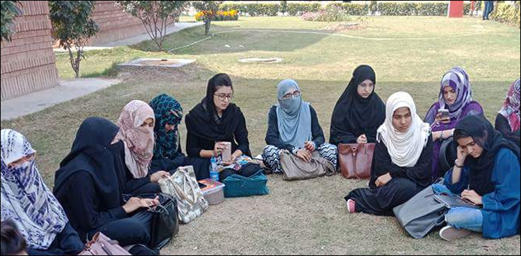 جی سی یونی ورسٹی، مضر صحت کھانے سے 25 طالبات کی طبیعت خراب