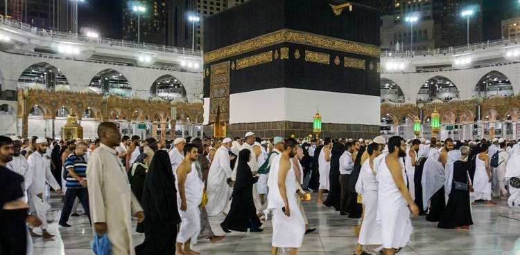 عمرہ زائرین اور عازمین حج کے لیے بڑی خوش خبری
