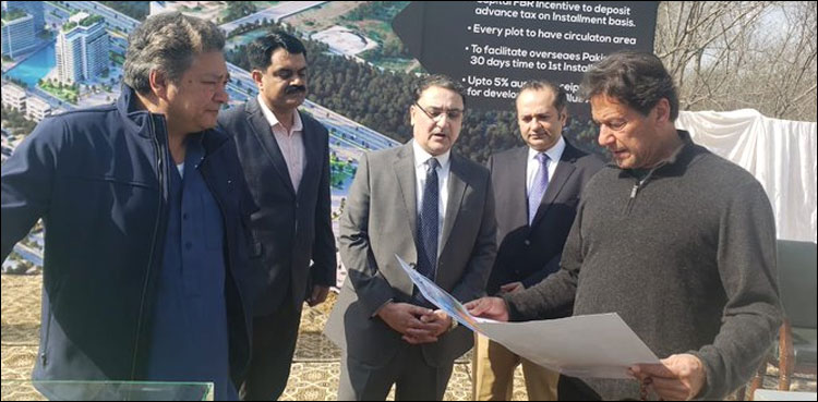 حکومت کا پہلا میگا پروجیکٹ، وزیر اعظم جائزہ لینے پہنچ گئے