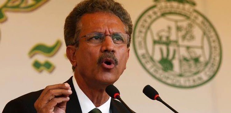 کے ایم سی کو جدید آلات سے لیس ایمبولنس کا عطیہ، میئر کا کروناکٹس نہ ہونے کا شکوہ