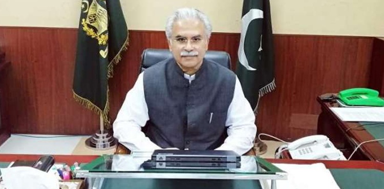 اس عید میں عوام ایک دوسرے سے گلے نہ ملیں،ڈاکٹر ظفر مرزا