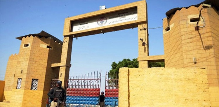 سندھ حکومت کا جیلوں سے سزا یافتہ قیدیوں کو عارضی رہائی دینے کا فیصلہ