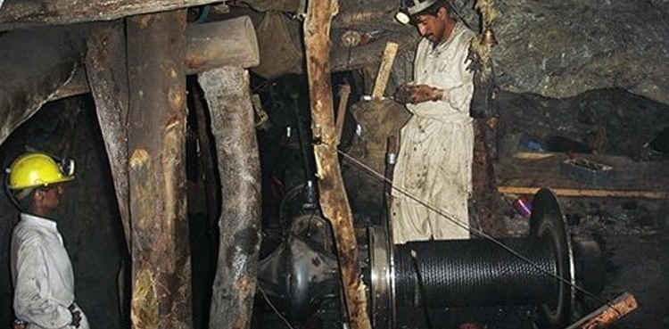 صوبائی حکومت کا لاک ڈاؤن میں پھنسے کان کنوں کو گھروں تک پہنچانے کا فیصلہ