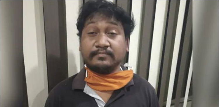 لڑکی بن کر فیس بک اکاؤنٹ چلانے والا شخص گرفتار، اکاؤنٹ پر اصل تصویر پوسٹ