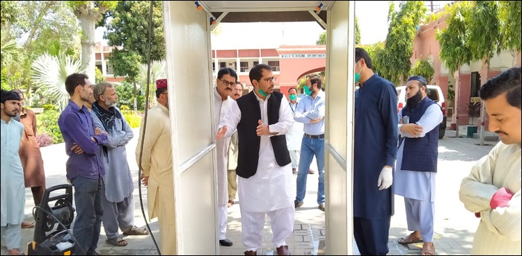 ریلوے ملتان ڈویژن نے سستا ترین ڈی انفیکشن گیٹ تیار کر لیا
