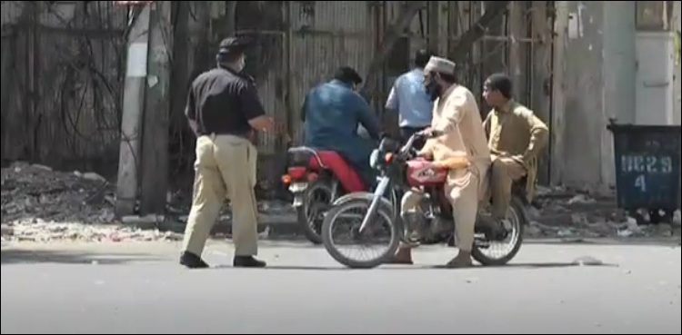 سندھ حکومت کا موٹر سائیکل کی ڈبل سواری پر چالان نہ کرنے کا فیصلہ