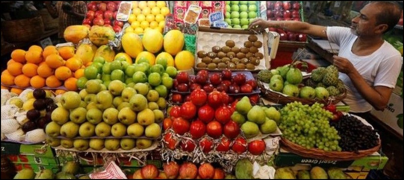 غریب دکاندار کے 60 ہزار روپے کے پھل دفن کردیئے گئے
