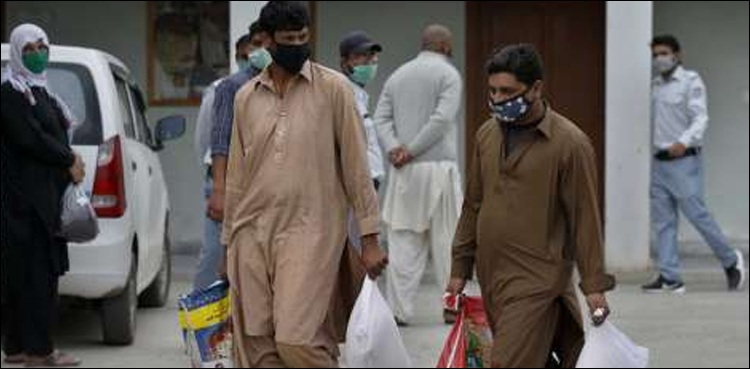 کراچی لاک ڈاؤن، مجبوری میں گھر  سے نکلنے والے شہریوں پر بھی بڑی پابندی عائد