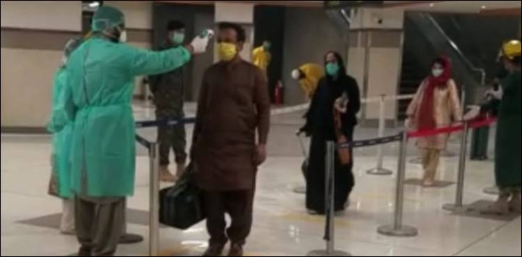 باچا خان انٹرنیشنل ایئرپورٹ پر 59 دن بعد علاقائی پروازوں کا آپریشن شروع