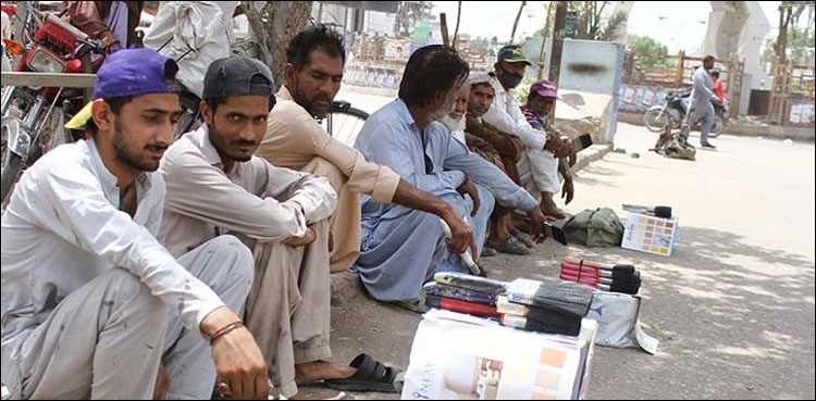 سماجی فاصلے نہ رکھنے اور لاک ڈاؤن میں نرمی کے اثرات آنا شروع