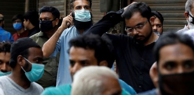 ‘ماسک پہننے سے کورونا وائرس کی منتقلی صرف 5فیصد رہ جاتی ہے’