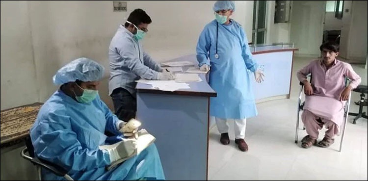 لاہور: مزید 16 ڈاکٹروں میں کروناوائرس کی تصدیق